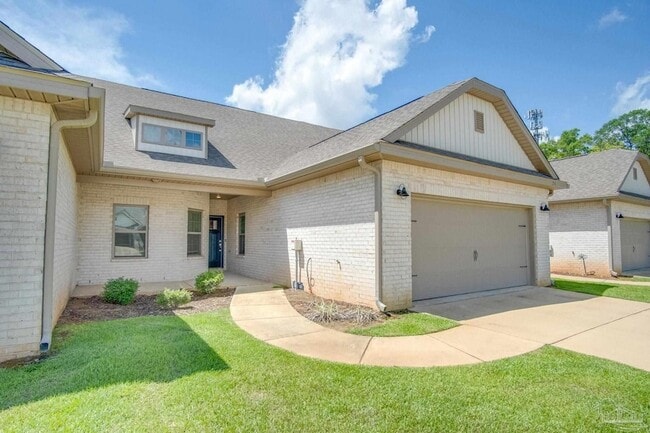 713 Brambling Ct in Cantonment, FL - Building Photo - Building Photo