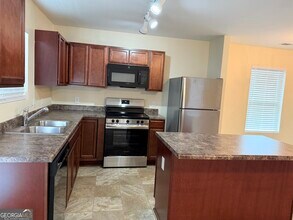 18 Everett Cir SE in Cartersville, GA - Building Photo - Building Photo