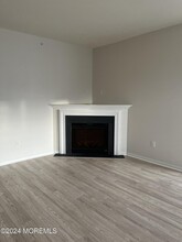 237 Sloan Ct in Matawan, NJ - Building Photo - Building Photo