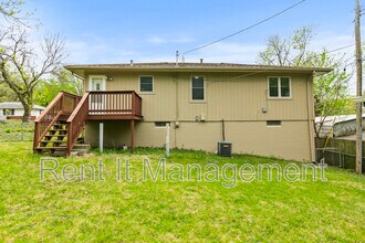 4606 O St in Omaha, NE - Building Photo - Building Photo