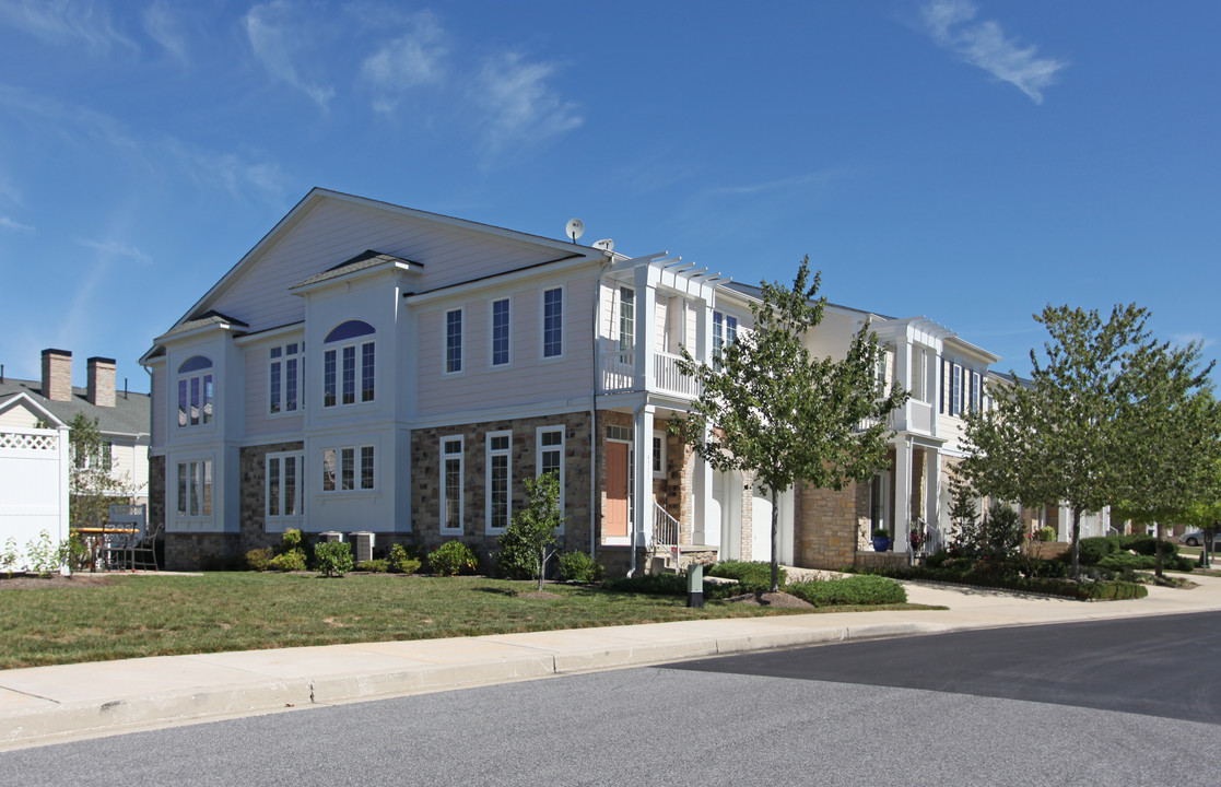 Snowden Overlook in Columbia, MD - Building Photo