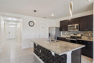 544 Park Pl Blvd in Davenport, FL - Building Photo - Building Photo