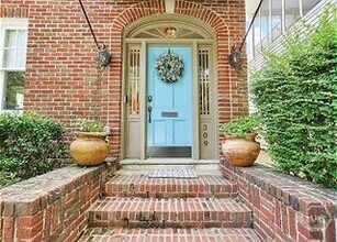 309 E 34th St in Savannah, GA - Building Photo - Building Photo