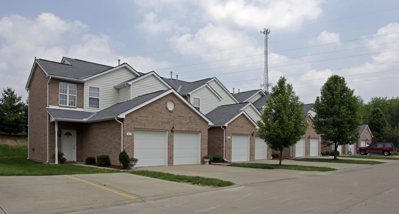 Rohling Oaks in Cincinnati, OH - Building Photo