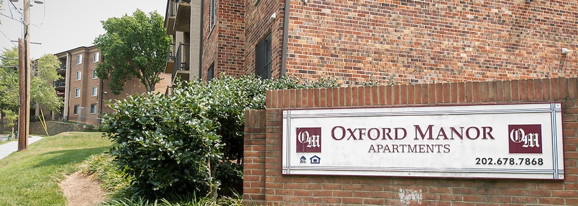 Oxford Manor in Washington, DC - Foto de edificio