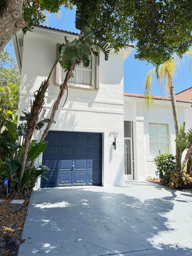 property at 6752 Green Island Cir