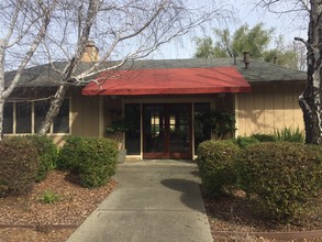 Willows Apartments in Calistoga, CA - Building Photo - Other