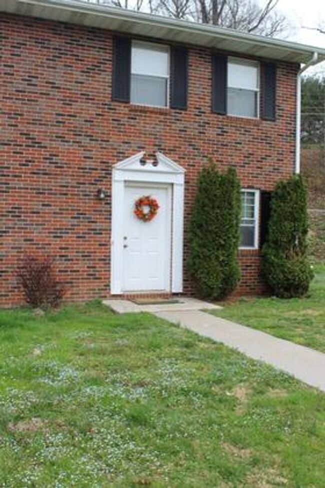 Marbleton Townhomes