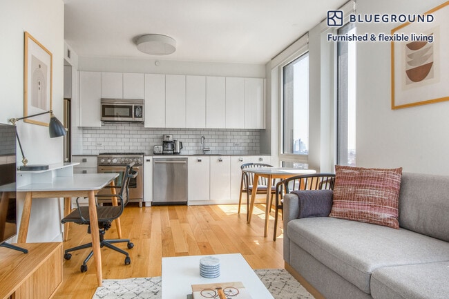 125 Delancey St in New York, NY - Building Photo - Building Photo