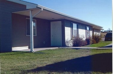 Hillside in Chadron, NE - Foto de edificio