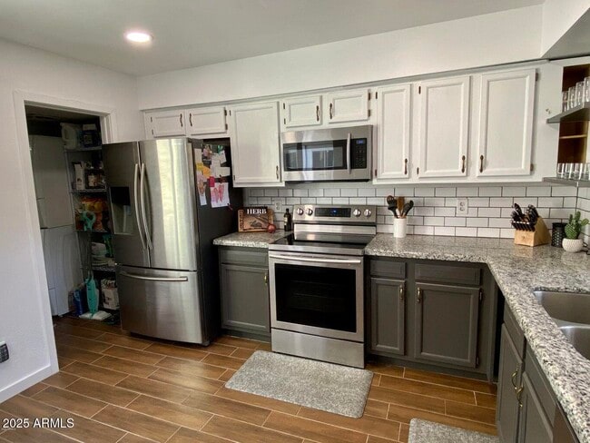 5100 N Miller Rd in Scottsdale, AZ - Building Photo - Building Photo