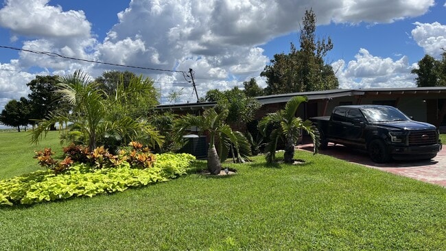 property at 1511 S John Young Pkwy