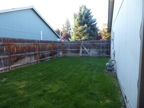 20520 Dylan Loop in Bend, OR - Building Photo - Building Photo