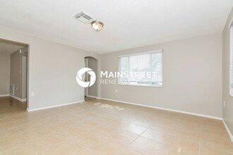 7015 Ingleside Dr in Port Richey, FL - Foto de edificio - Building Photo