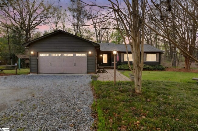 4841 Jordan Rd in Greer, SC - Building Photo - Building Photo