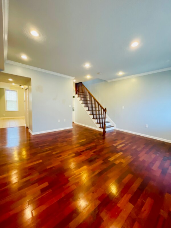 523 Florida Ave NE in Washington, DC - Building Photo - Building Photo
