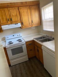 112 W Calhoun St in Sumter, SC - Building Photo - Building Photo