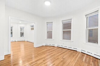 49 Porter St, Unit 1 in Somerville, MA - Building Photo - Building Photo