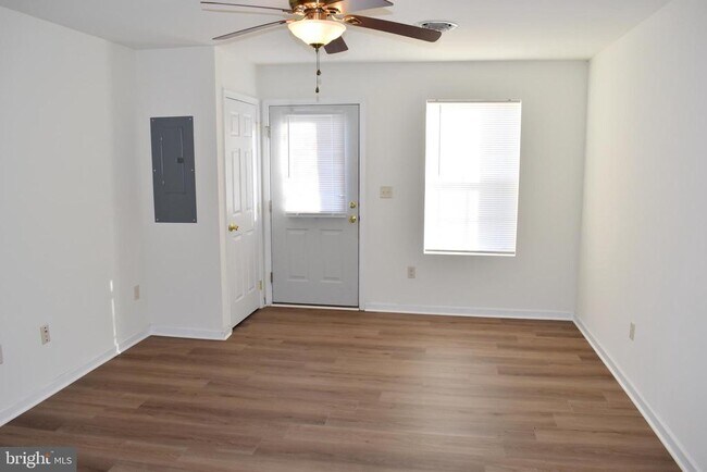 2741 Roosevelt Dr in Chambersburg, PA - Foto de edificio - Building Photo