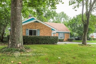 1514 Northlake Pkwy in Carpentersville, IL - Building Photo - Building Photo