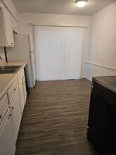 1900 E Lindenwood Cir in Olathe, KS - Building Photo - Building Photo