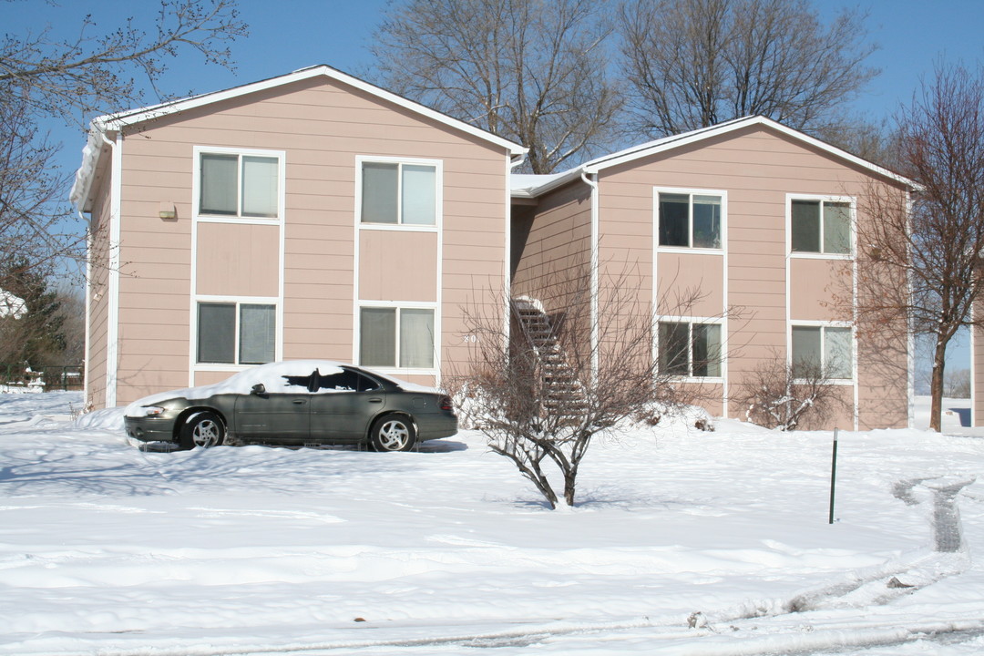 801 Aztec Dr in Fort Collins, CO - Building Photo