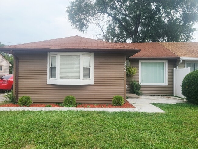 property at 3206 Lydia Ave