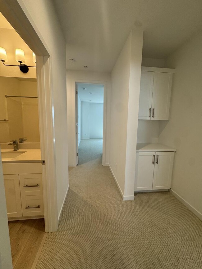 220 Babson Ct in Claremont, CA - Building Photo - Building Photo