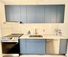 401 NE 14th Ave in Fort Lauderdale, FL - Building Photo - Building Photo