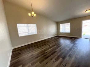 1209 Duck Blind Cir in Newman, CA - Building Photo - Building Photo