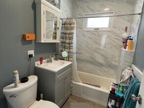 12 Berwick Rd in Medford, MA - Building Photo - Building Photo