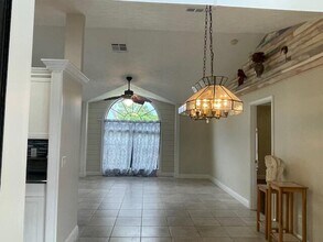 618 SE Streamlet Ave in Port St. Lucie, FL - Building Photo - Building Photo