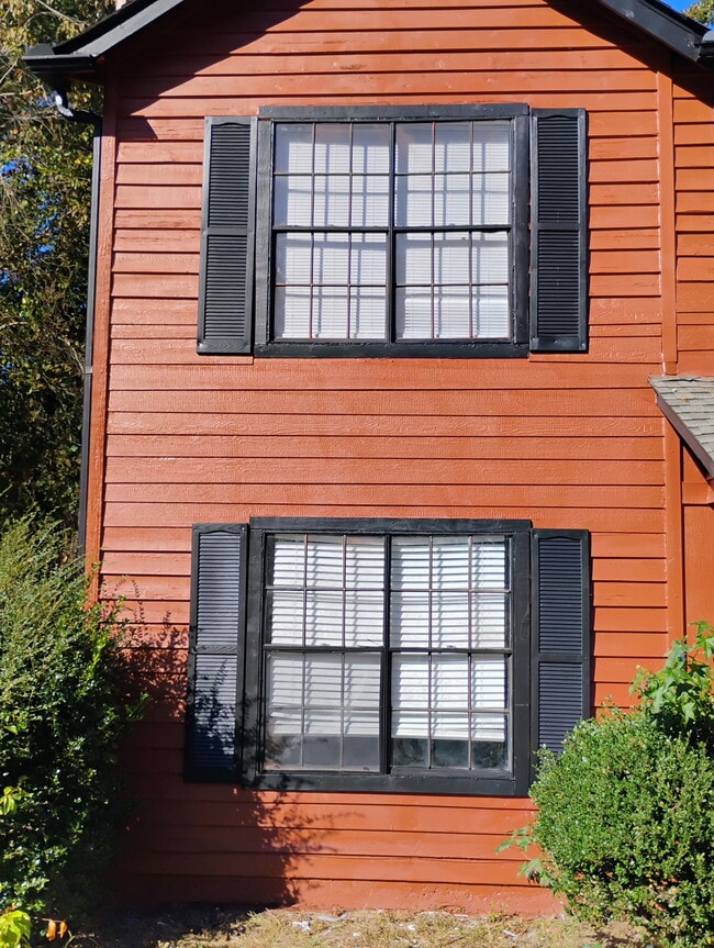 property at 6111 Creekford Dr