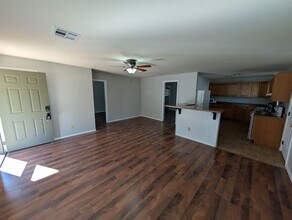 105 W Hurd St in Edmond, OK - Building Photo - Building Photo