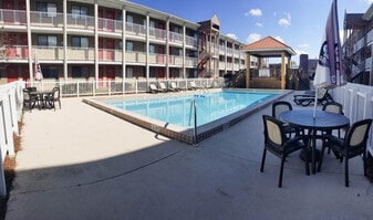 253 Hayden Rd, Unit 254 in Tallahassee, FL - Building Photo