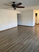 742 Theta Cir in Porterville, CA - Building Photo