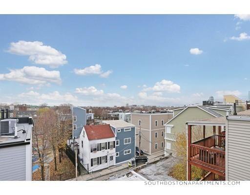 323 W Fourth St