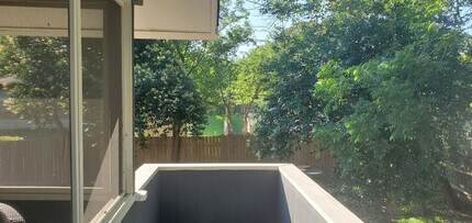 8304 Bridgetown Dr in Austin, TX - Building Photo - Building Photo