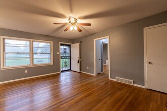 430 N Graham St in Memphis, TN - Building Photo - Building Photo