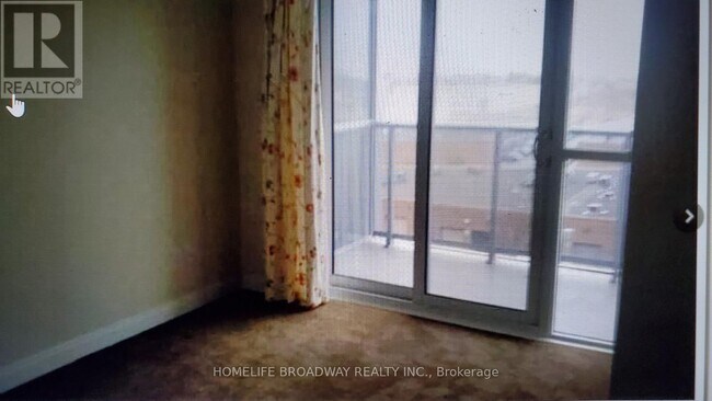 181 Village Green Square in Toronto, ON - Building Photo - Building Photo