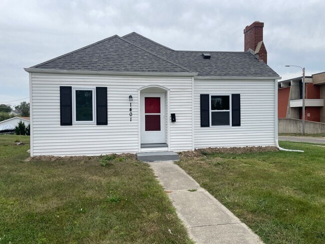 property at 1401 W Main St