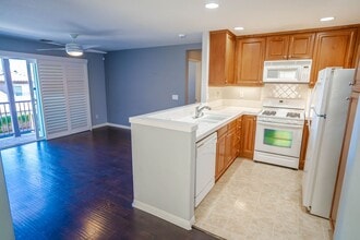 28442 Santa Rosa Ln in Saugus, CA - Building Photo - Building Photo