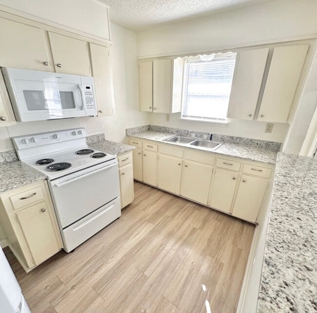 604 Sunset Ln in Copperas Cove, TX - Building Photo - Building Photo