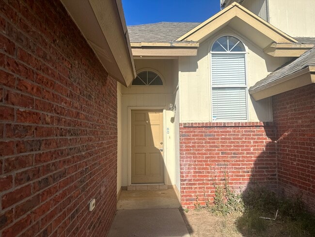 11029 Rockdale St in El Paso, TX - Foto de edificio - Building Photo