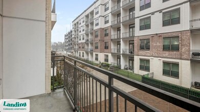 3030 Summer St, Unit 238 in Houston, TX - Building Photo - Building Photo