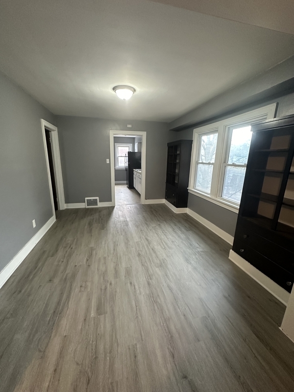 property at 3209 W 115th St