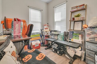13 Carpenter St, Unit 2 in Boston, MA - Foto de edificio - Building Photo