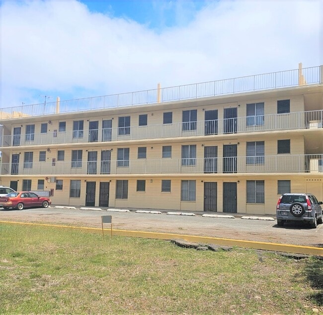 property at 94-961-961 Kahuamoku Pl