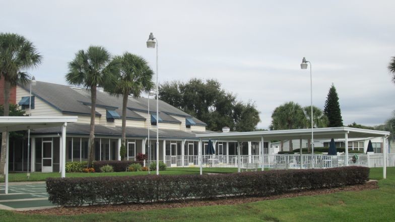 Lake Juliana Landings in Auburndale, FL - Foto de edificio