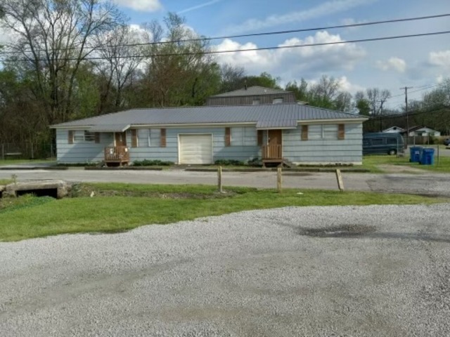 1108 Hall in Tarrant, AL - Building Photo